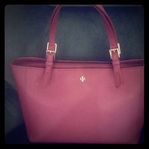 Meet your Posher, Bushra